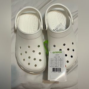 White crocs never worn. Size m4/w6